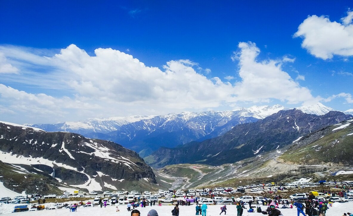 Explore The Off-Beat Tracks With Different Himachal Travel Packages
