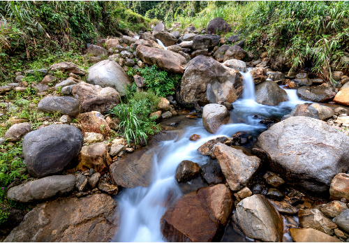 Sissu Waterfall: Where Nature Paints a Masterpiece