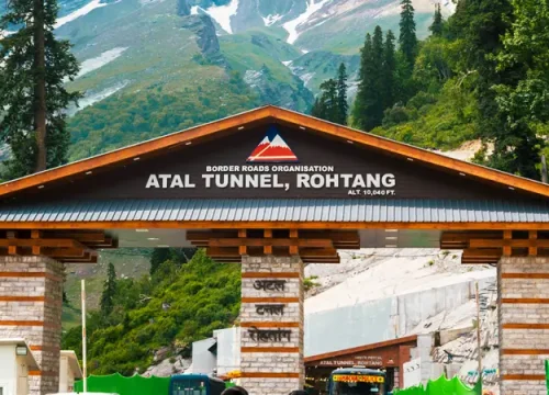 Manali Sightseeing – Rohtang Pass, Atal Tunnel, Solang and Shinku La Compared